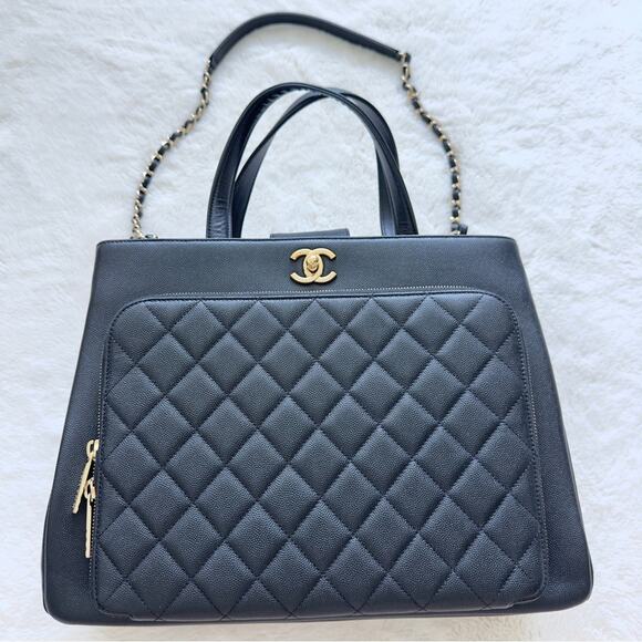 CHANEL business affinity leather handbag large Authentic Retail 7500$ - Picture 1 of 15
